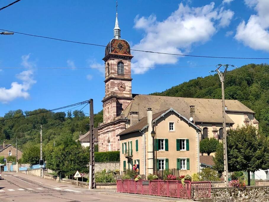Maison Chaleureuse Au Coeur Du Village Raddon Buitenkant foto