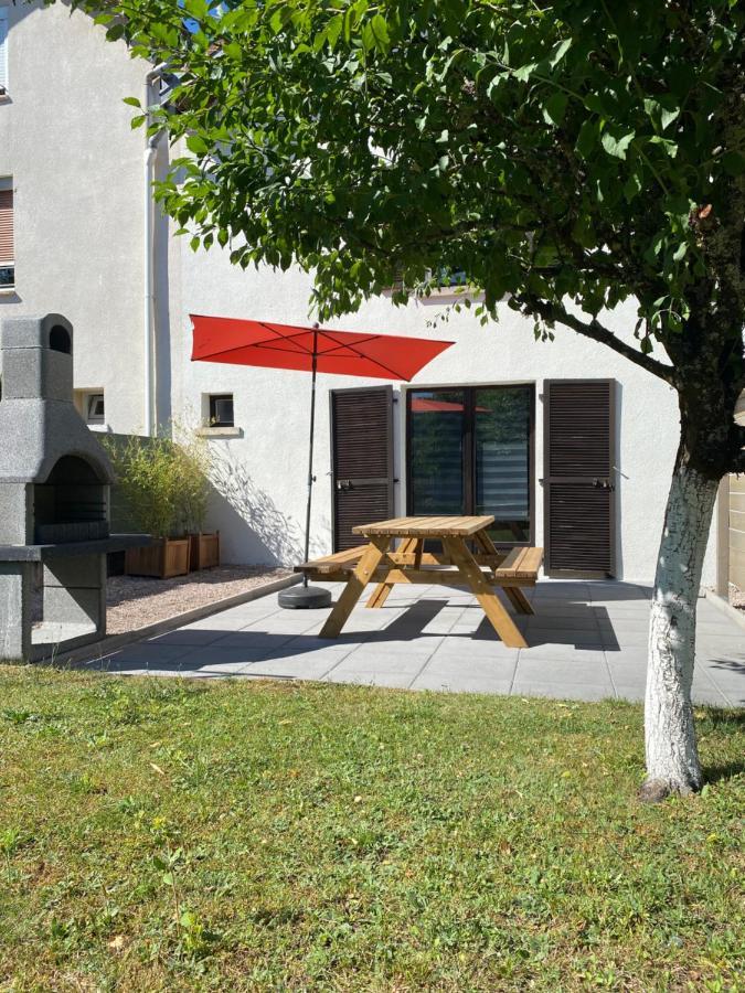 Maison Chaleureuse Au Coeur Du Village Raddon Buitenkant foto